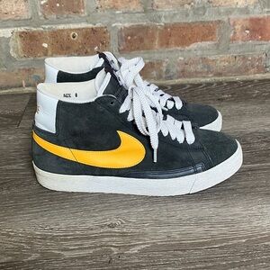 Nike Blazer High